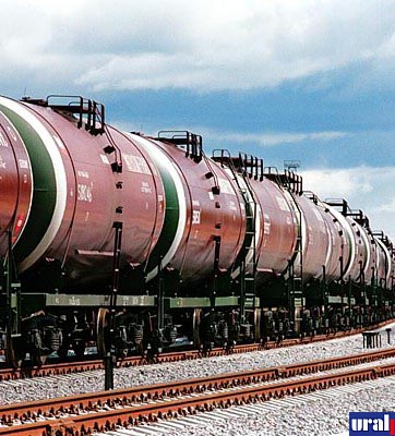 Реализуем индустриальное масло И-40А налив ЖД цистерны
