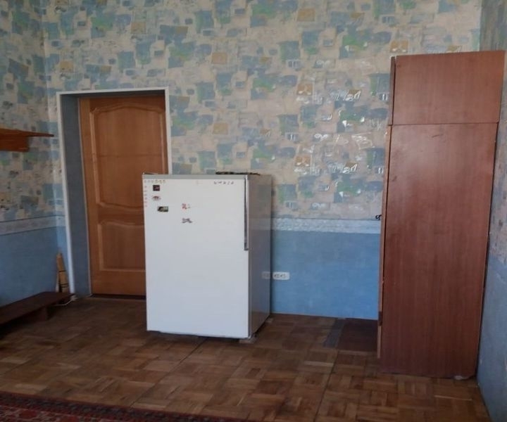 Сдается комната с прекрасным видом из окна.