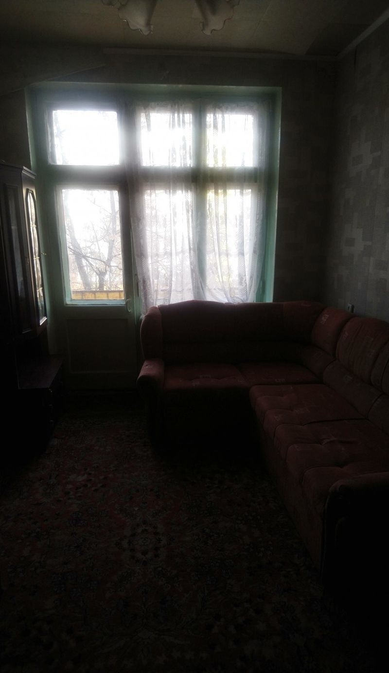 Сдается комната, в квартире есть все необходимое.