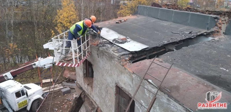 Демонтаж зданий под ключ