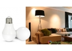 Умная SMART LED лампа, дистанционное управление 6W E27 RGBW 2700К RGB