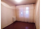 Срочно продам 2-ух комнатную квартиру.